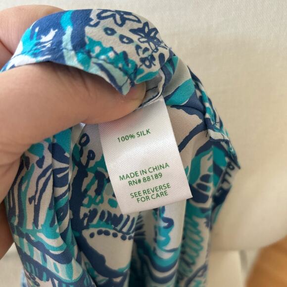 Lilly Pulitzer Elsa Keep On Trunkin Blue & White Elephant Silk Blouse - Picture 5 of 8